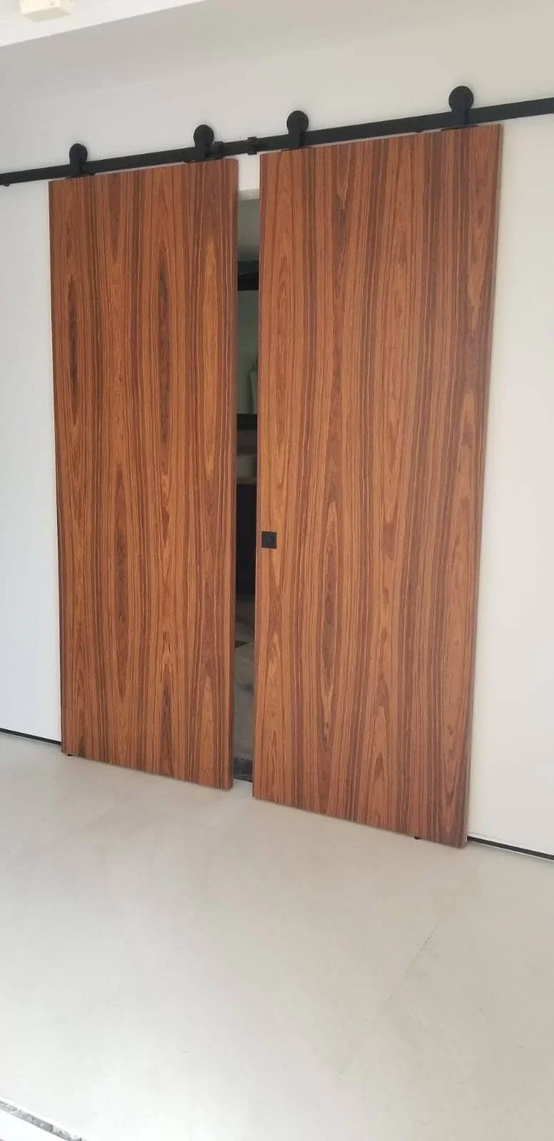 Barn interior door
