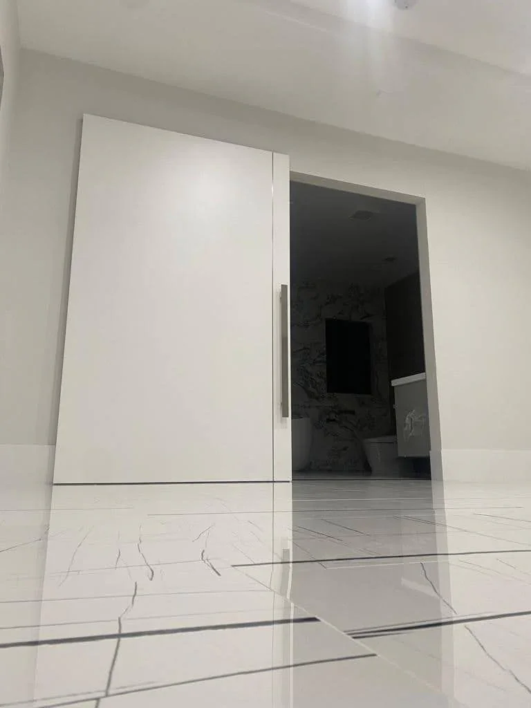 Barn door