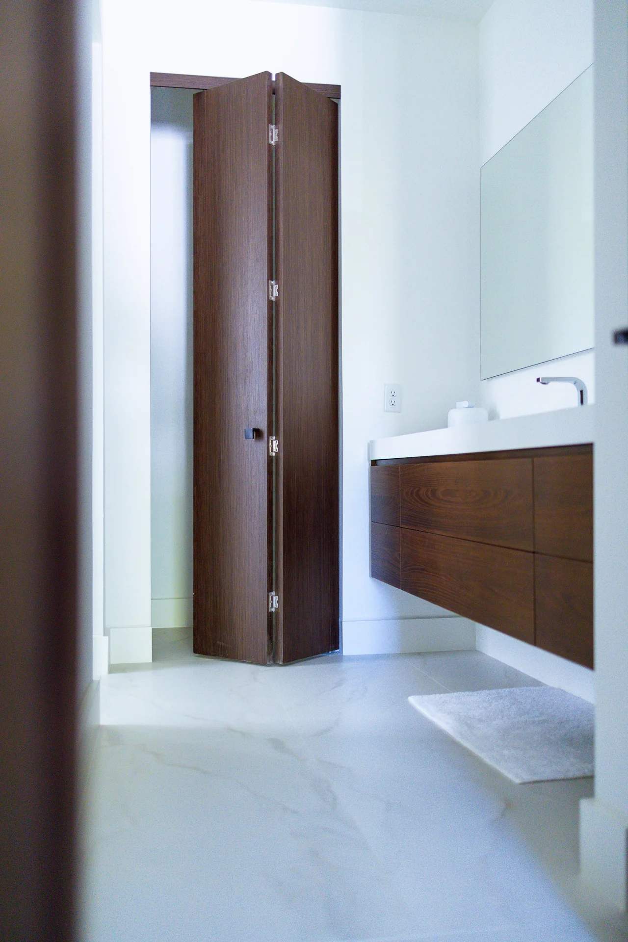 Bifold door