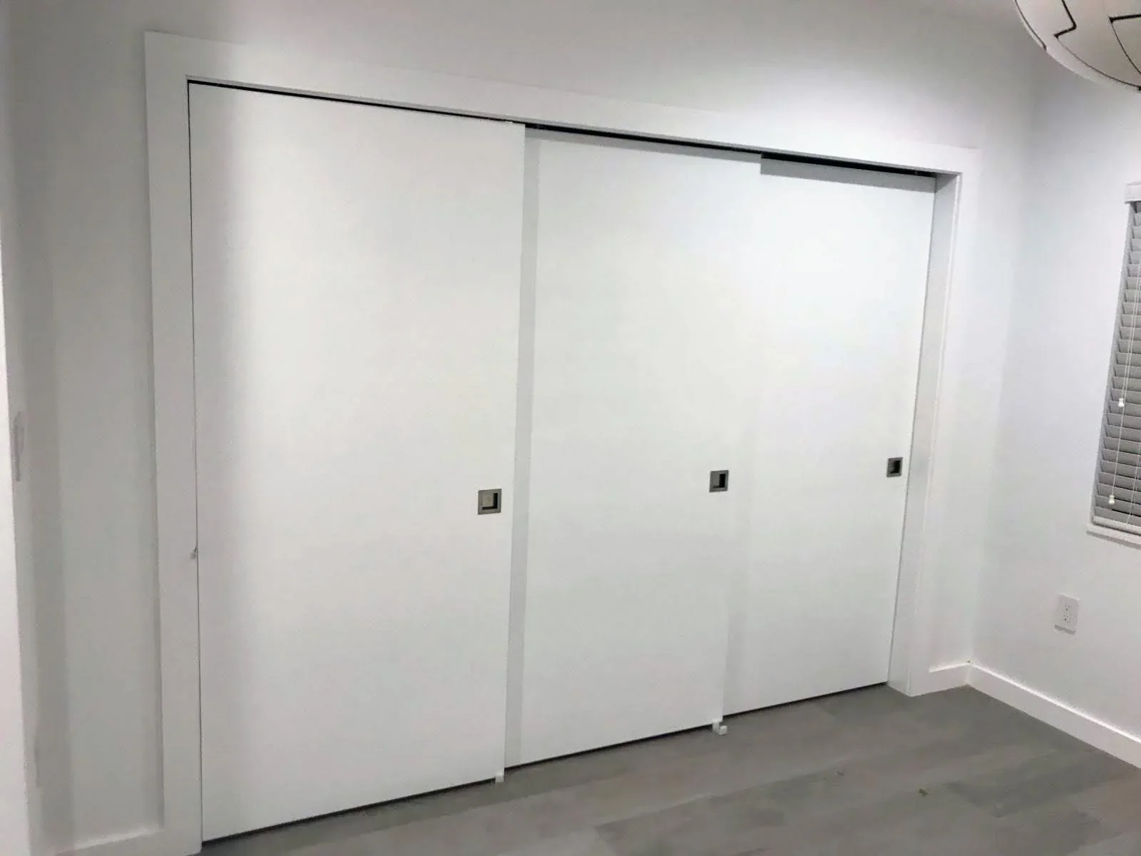 Bypass door