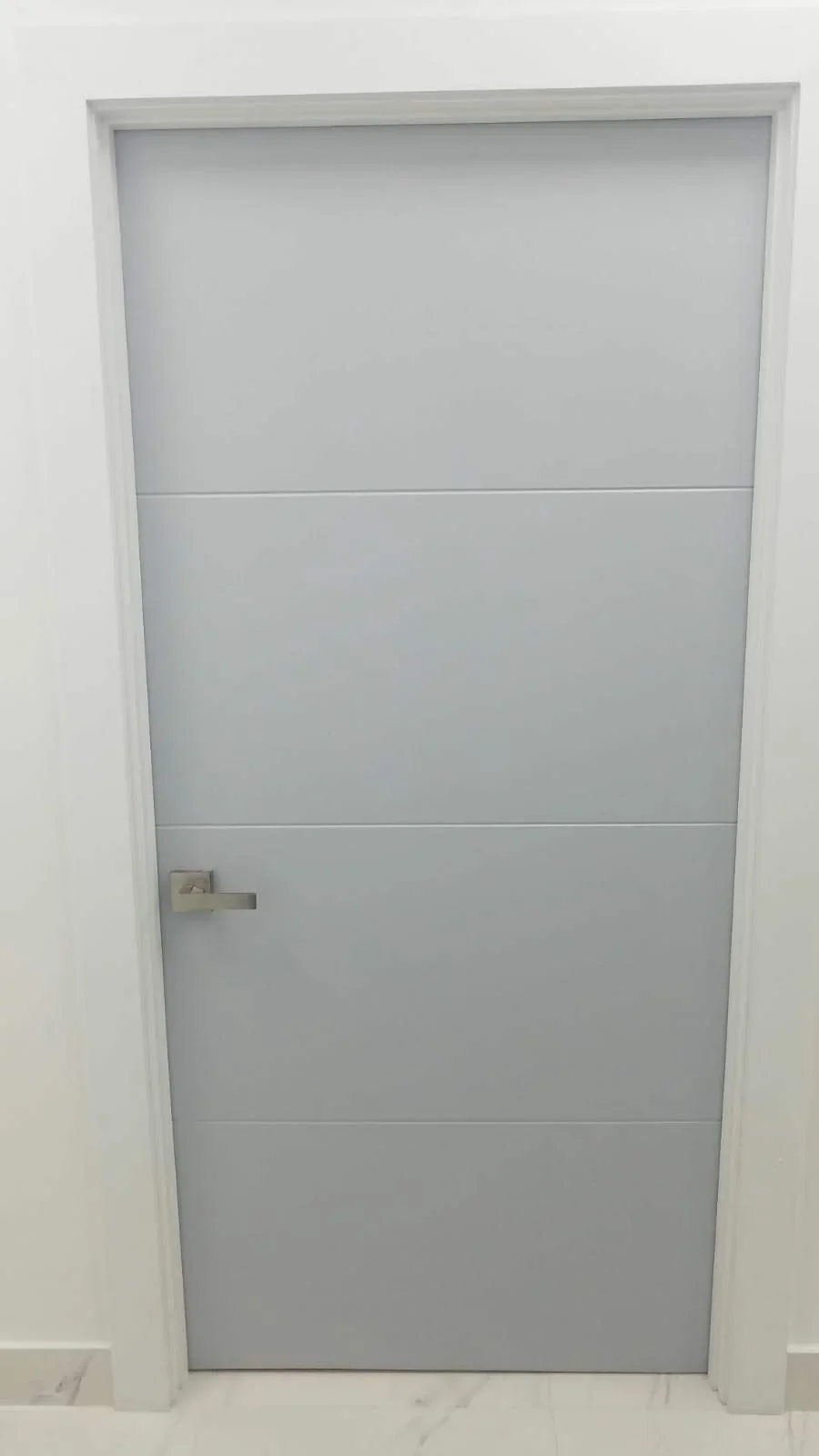 Carved Lines door