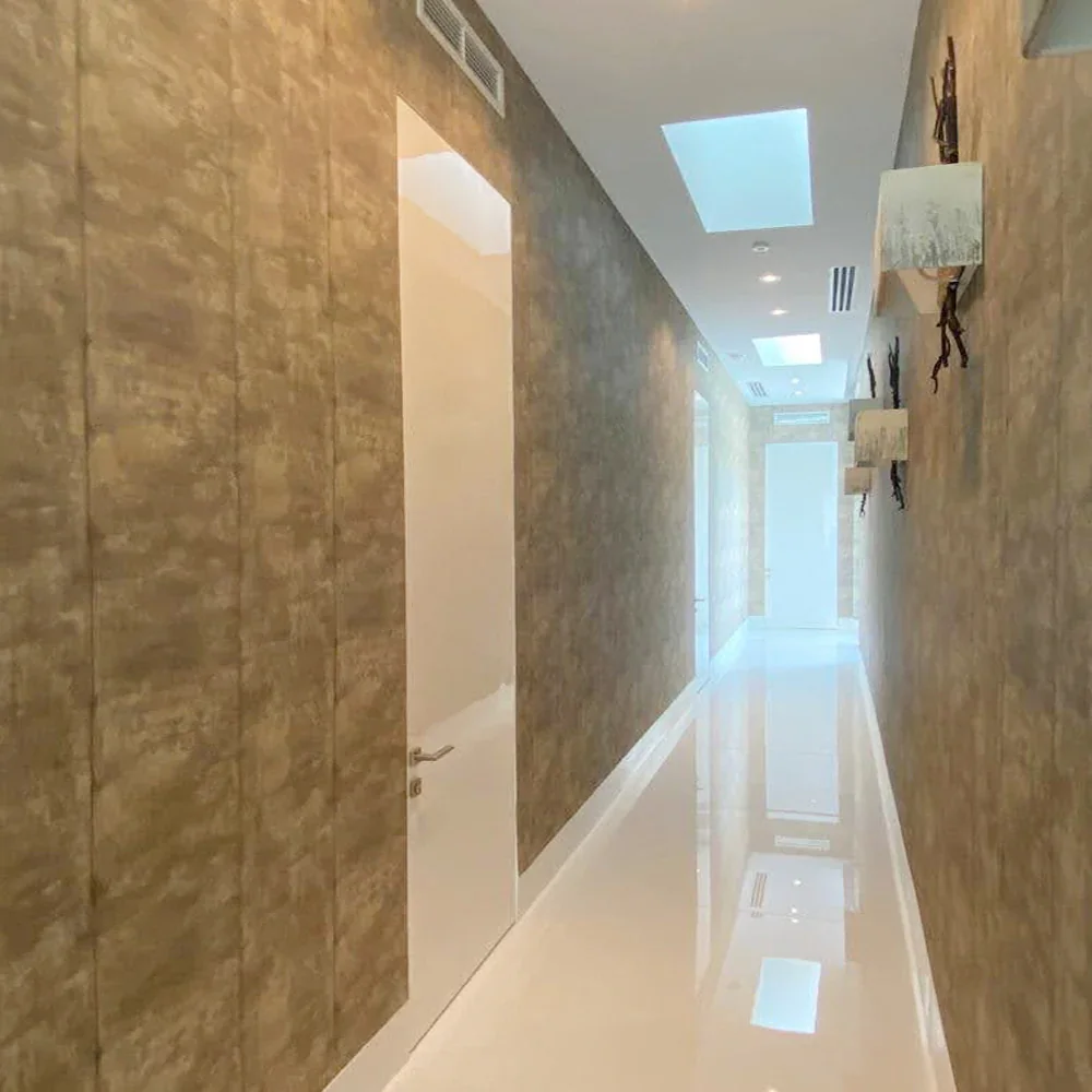 Frameless door