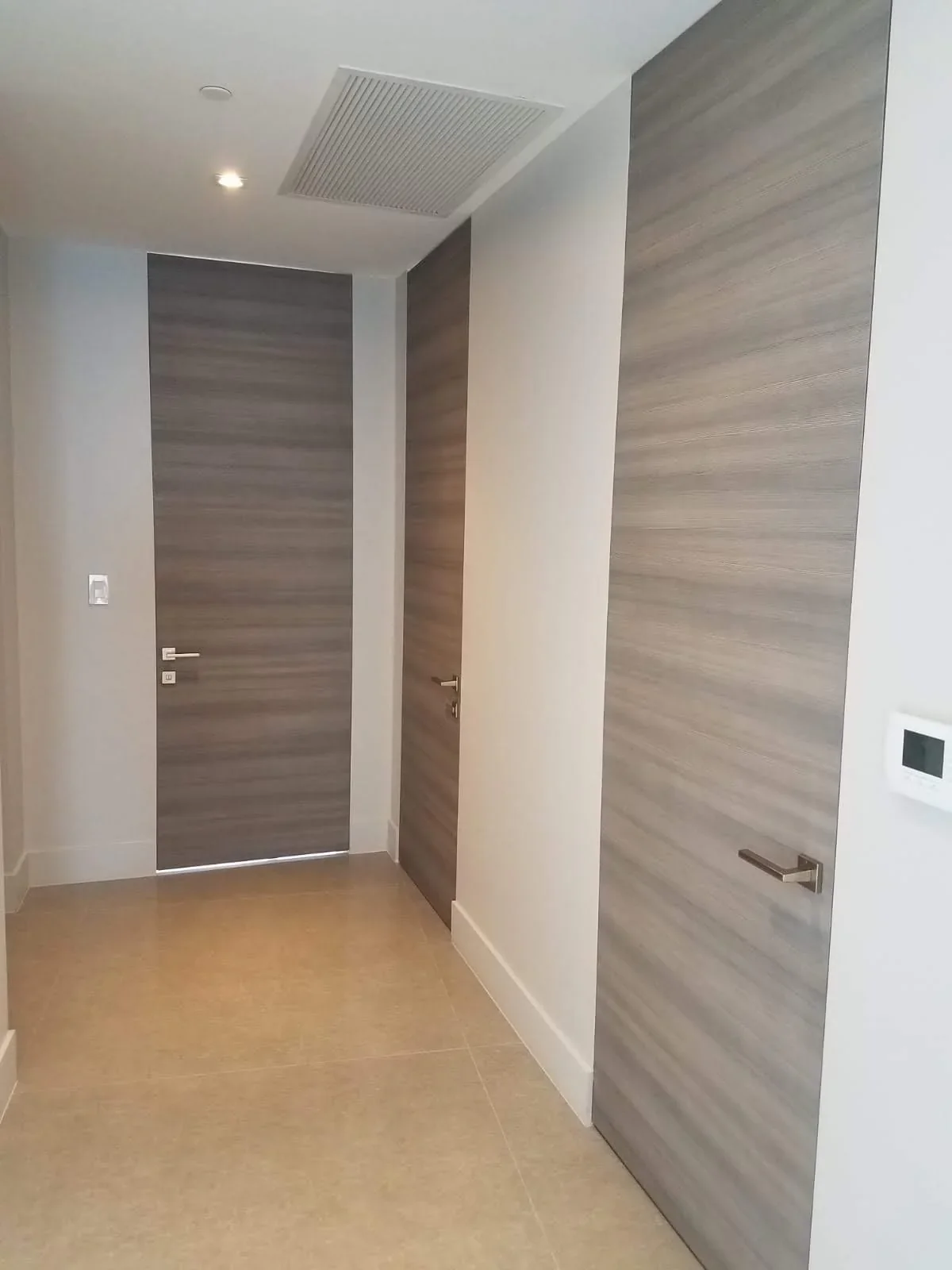Frameless door