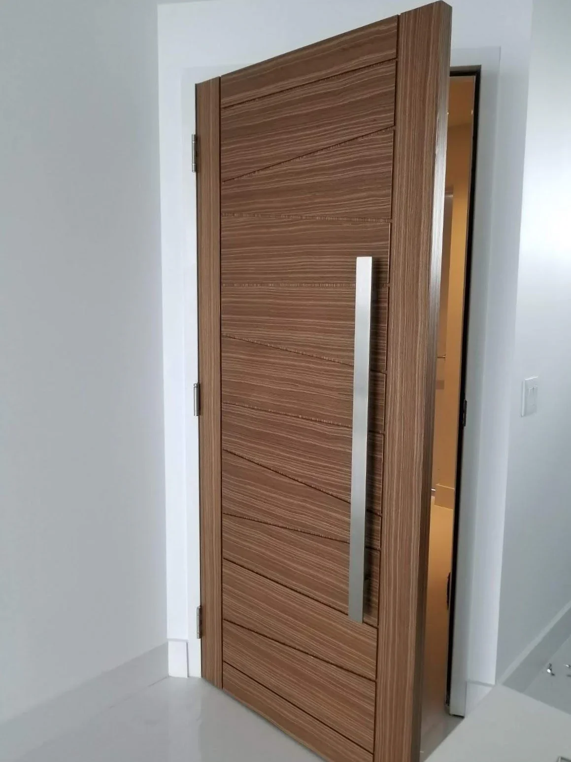 Kinetic door