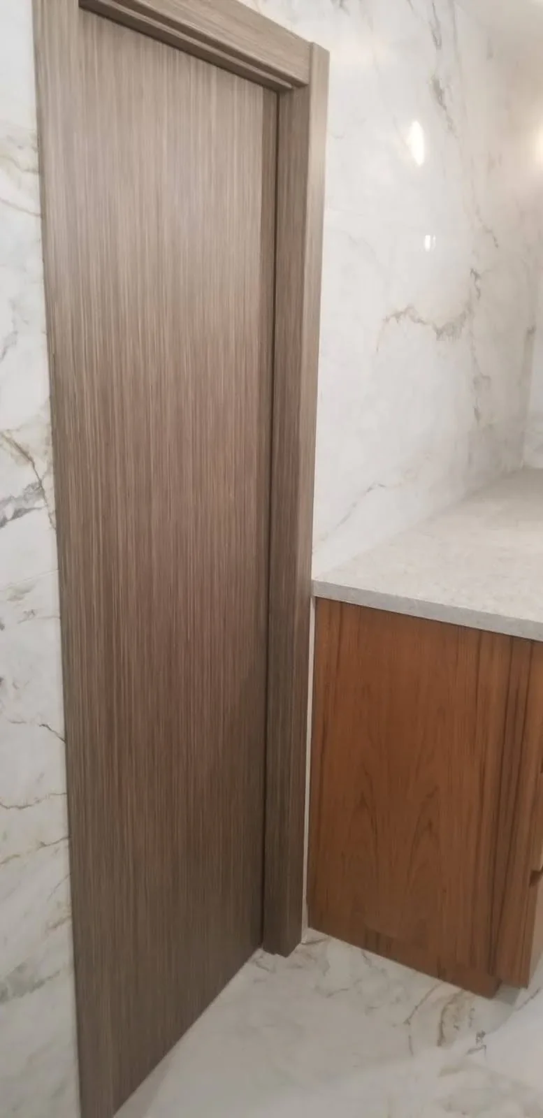 Pocket door