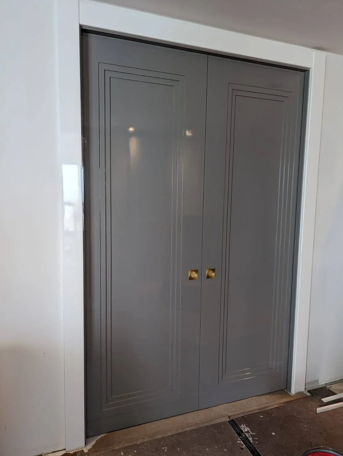 Pocket interior door