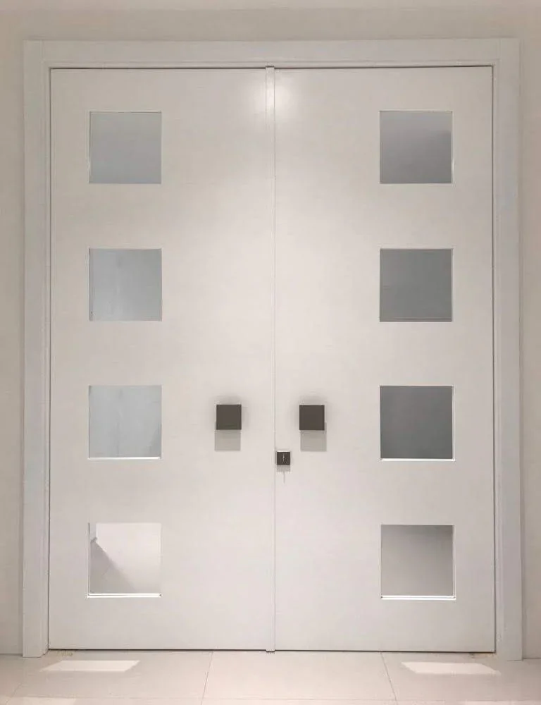 Prehung door