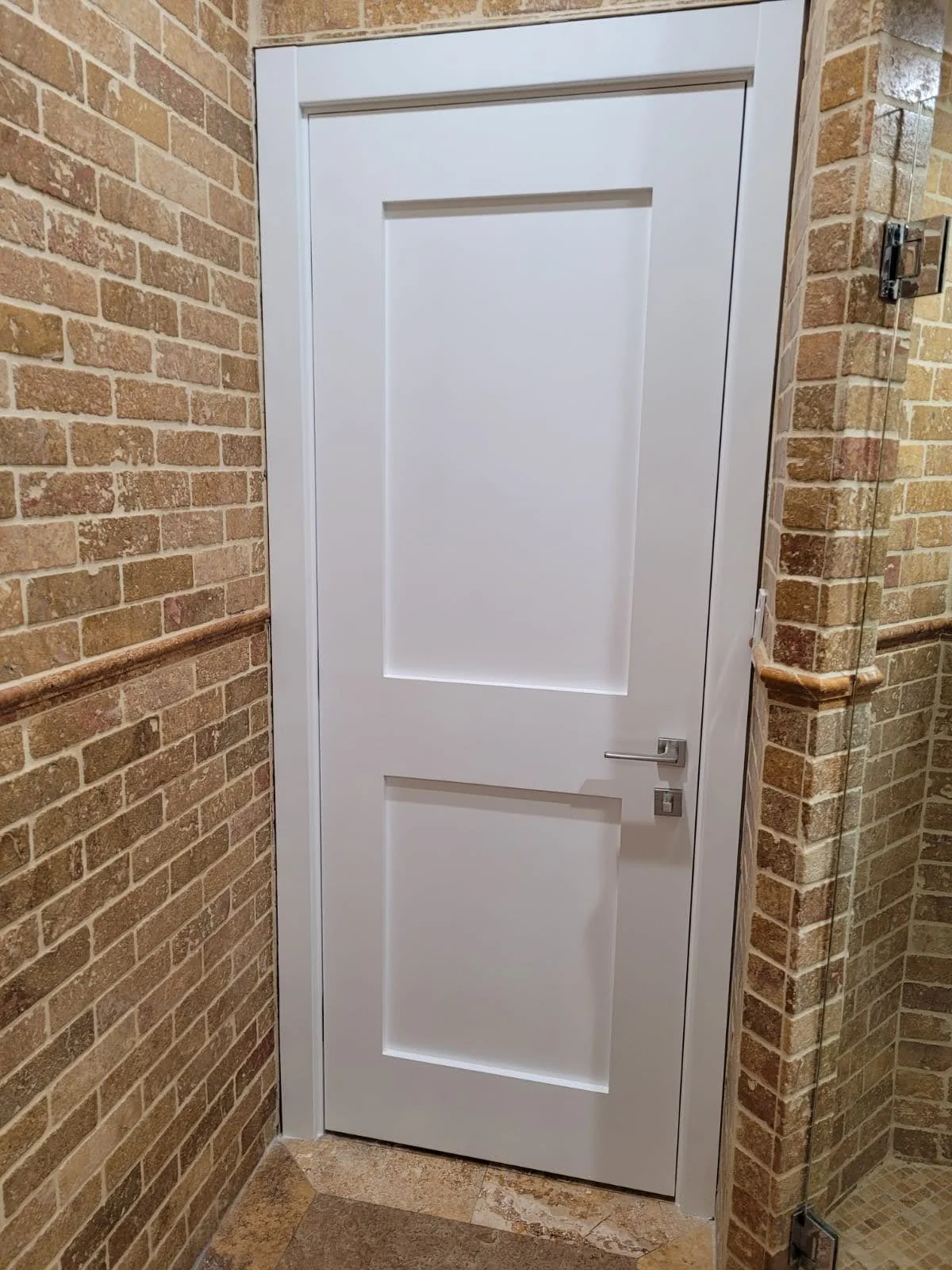 Shaker door