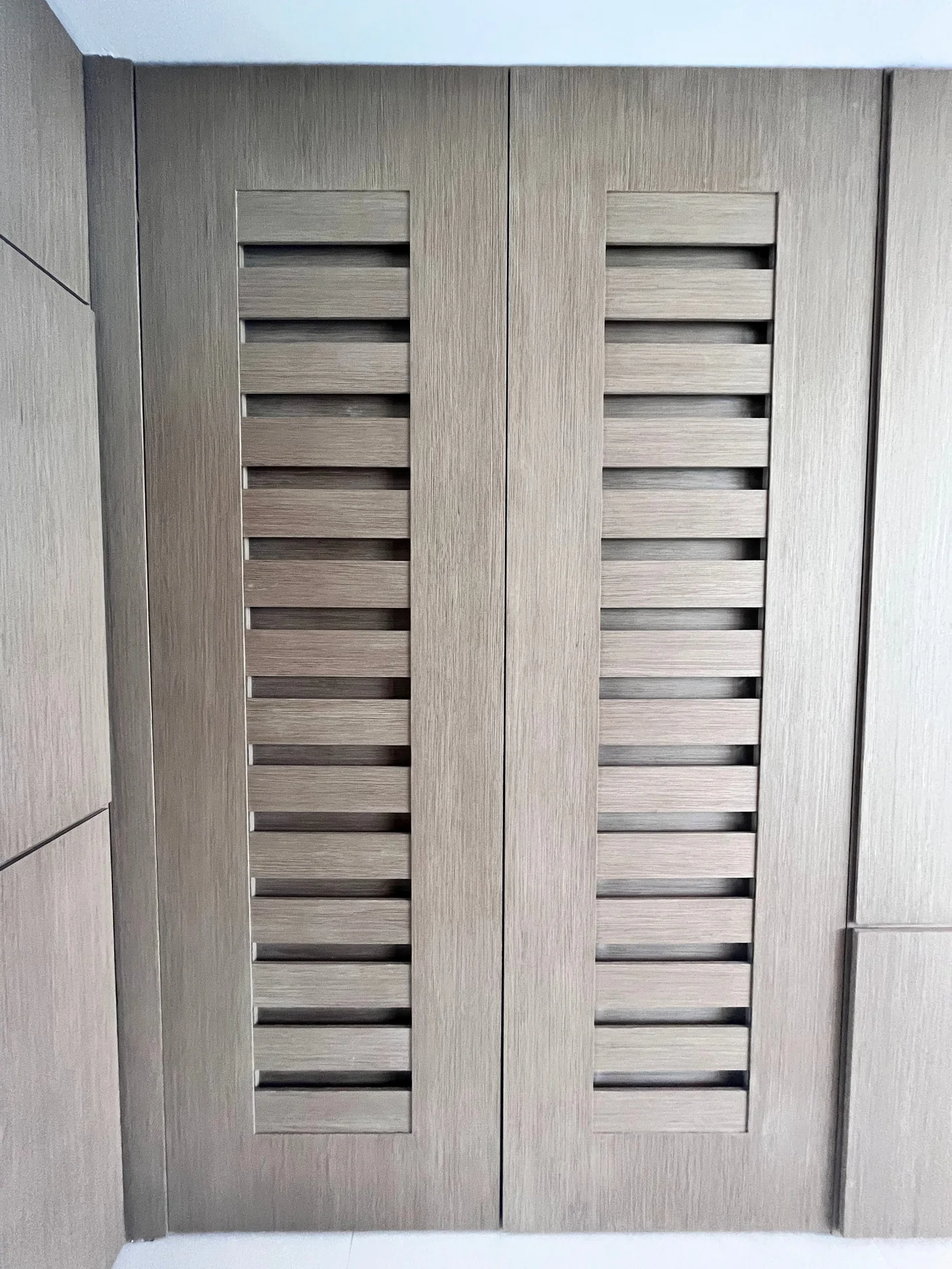 Ventilated door