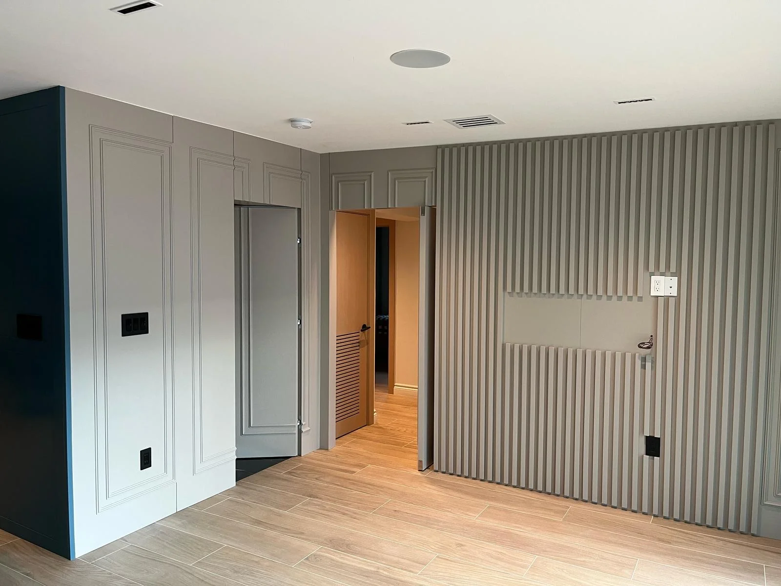 Wall paneling, residence